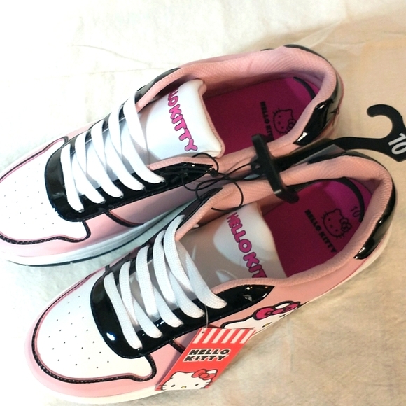NWT Hello Kitty size 10 ladies sneakers, tennis shoes. Final Price Drop (F) - Picture 3 of 6
